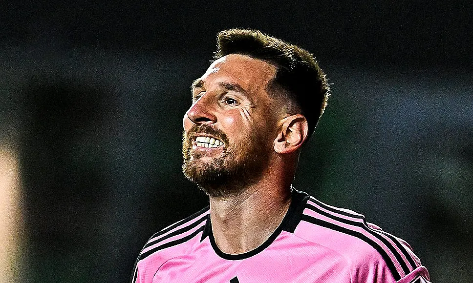 Lionel Messi: Huyền Thoại Sống Của Làng Túc Cầu Giáo